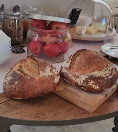 Les D'hotes Du Domaine De Lugazaut 4*